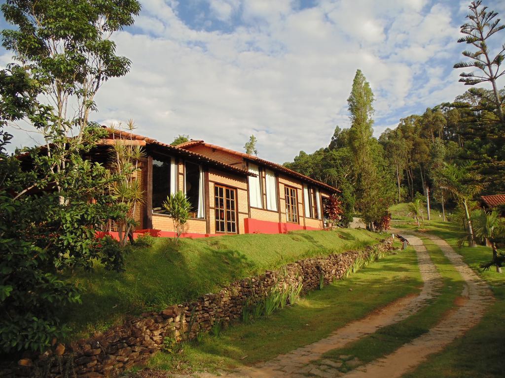 Encantos Do Vale Pousada E Spa Cultural บูเอโนบรันเดา ภายนอก รูปภาพ