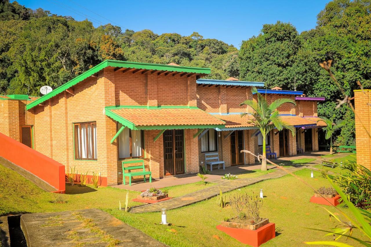 Encantos Do Vale Pousada E Spa Cultural บูเอโนบรันเดา ภายนอก รูปภาพ