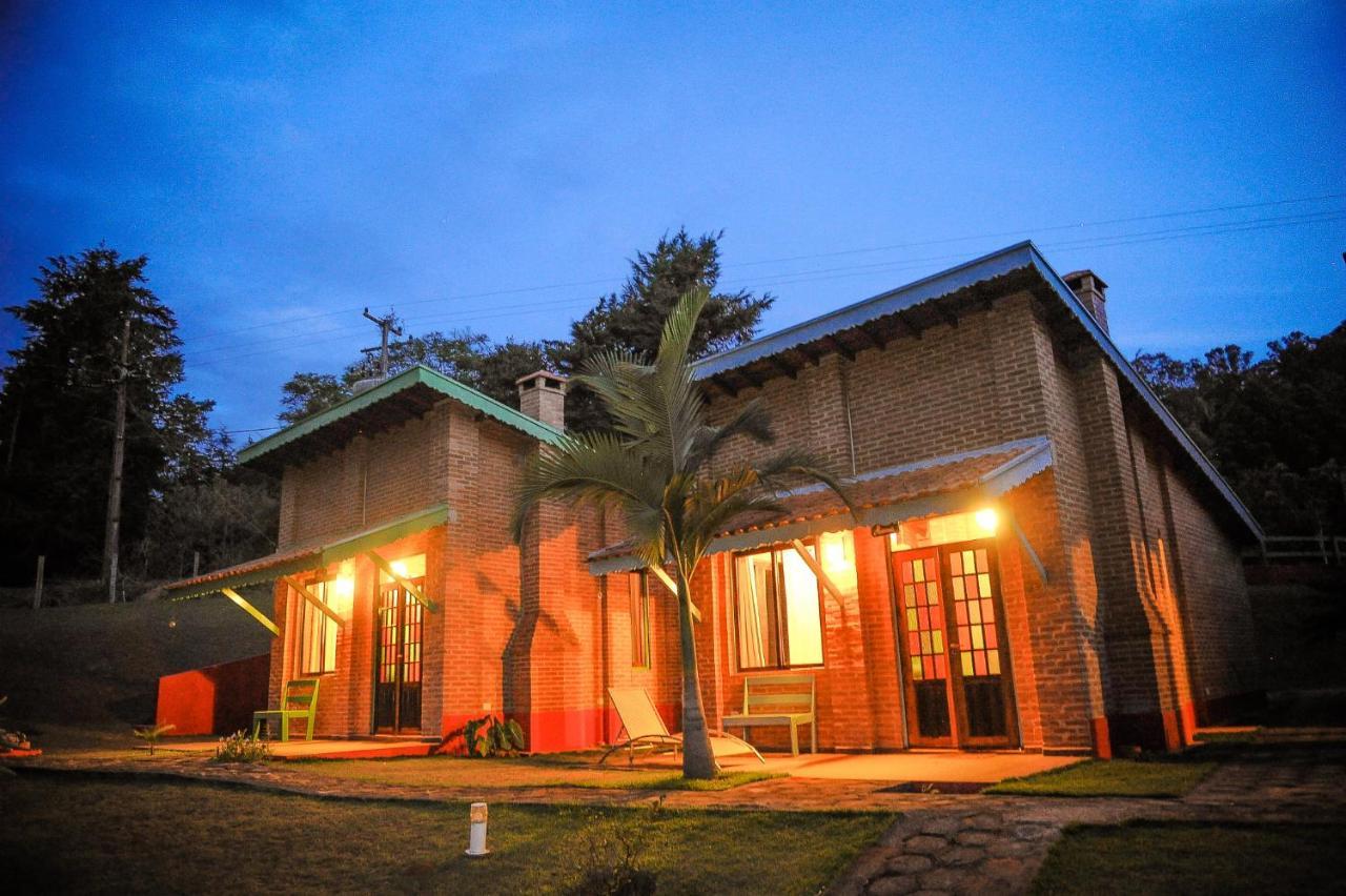 Encantos Do Vale Pousada E Spa Cultural บูเอโนบรันเดา ภายนอก รูปภาพ